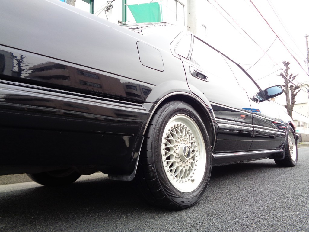 Y31 グロリアグランツーリスモSV ハードトップ純正ハンドル希少