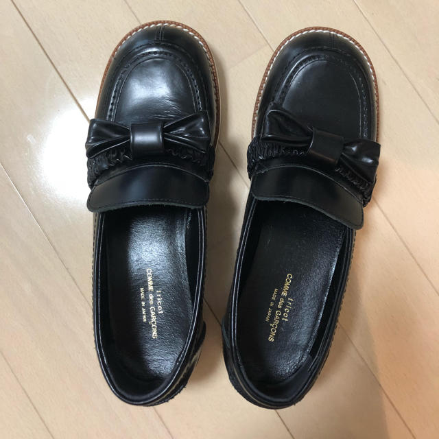 COMME des GARCONS - トリココムデギャルソン リボンローファー