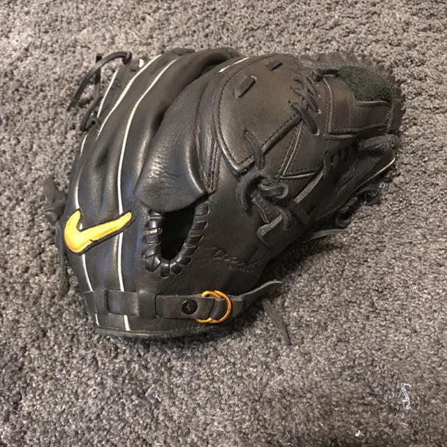 NIKE - 値下げナイキ ダルビッシュモデル 軟式 激安の通販 by T.4