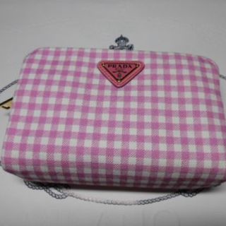 PRADA（ギンガムチェック ・ ポーチ）のフリマアイテム一覧