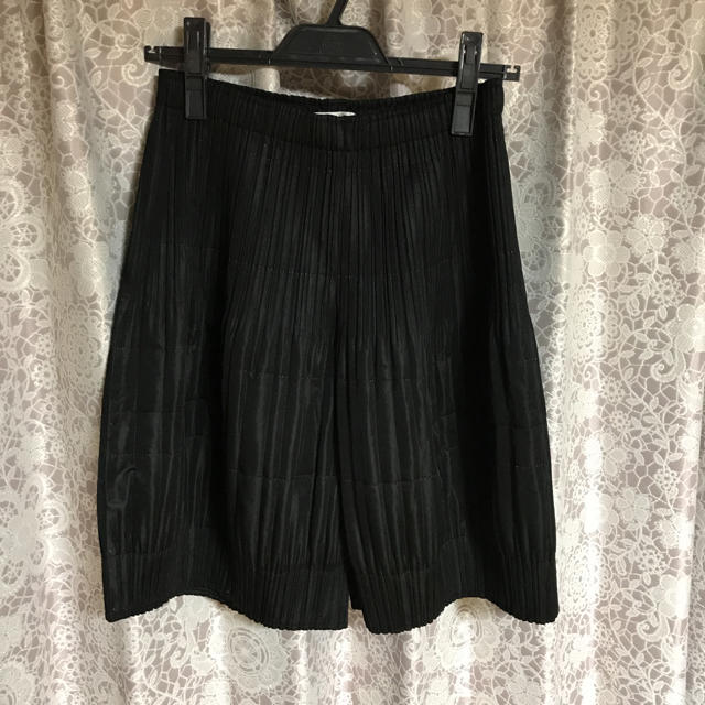 PLEATS PLEASE ISSEY MIYAKE - プリーツプリーズ ハーフパンツの通販