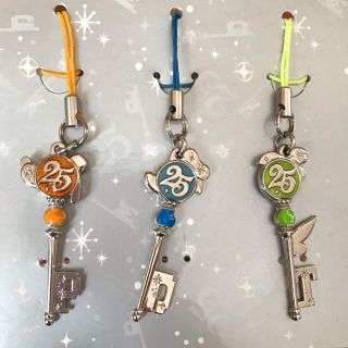 Disney - ディズニー 25周年 キーホルダー 鍵の通販 by maa's shop