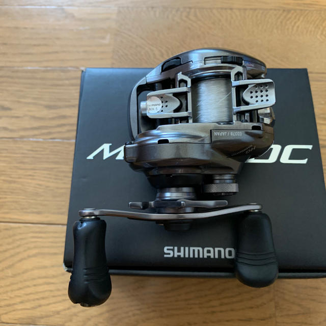 Shimano 15メタニウムDC 右ハンドル 後期型 シマノ メタニウム DC HG