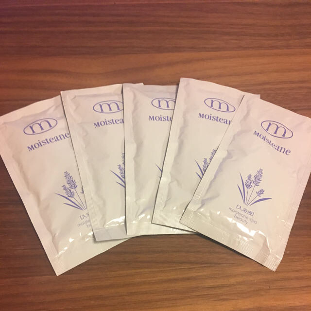 モイスティーヌ☆モイスチャーバス&入浴剤5個セット