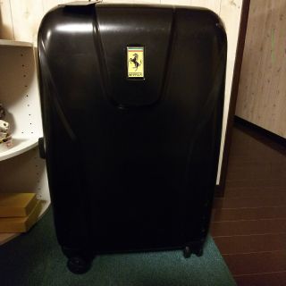 Ferrari（トラベルバッグ/スーツケース）のフリマアイテム一覧