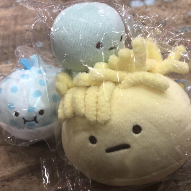 すみっコぐらしショップ限定てのりぬいぐるみ♪いそぎんちゃくとくらげ