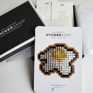 ANYA HINDMARCHのフリマアイテム一覧