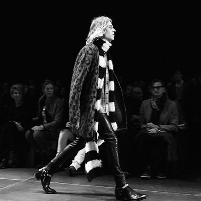 SAINT LAURENT ボーダーマフラーエディスリマンサンローラン