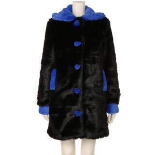 PAMEO POSE（毛皮/ファーコート）のフリマアイテム一覧