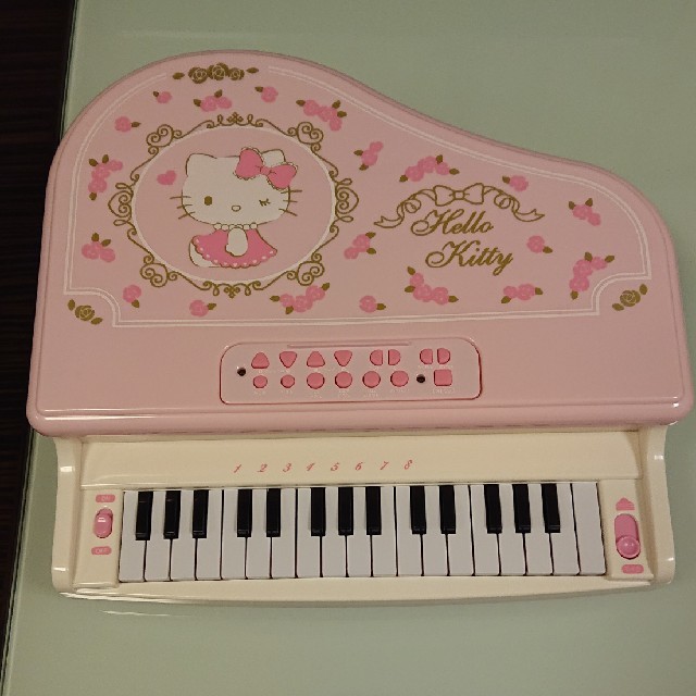 ハローキティ - 『ハローキティ グランドピアノ』の通販 by けん's