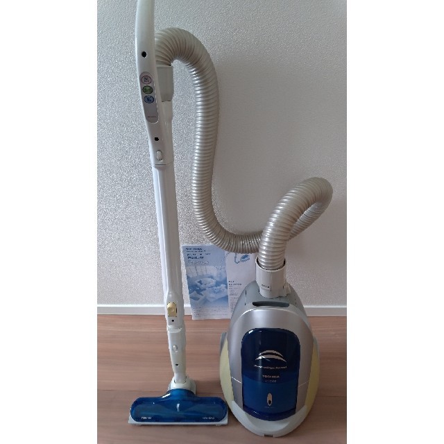 東芝 - TOSHIBA サイクロン式クリーナー VC-CY8E 掃除機の通販 by