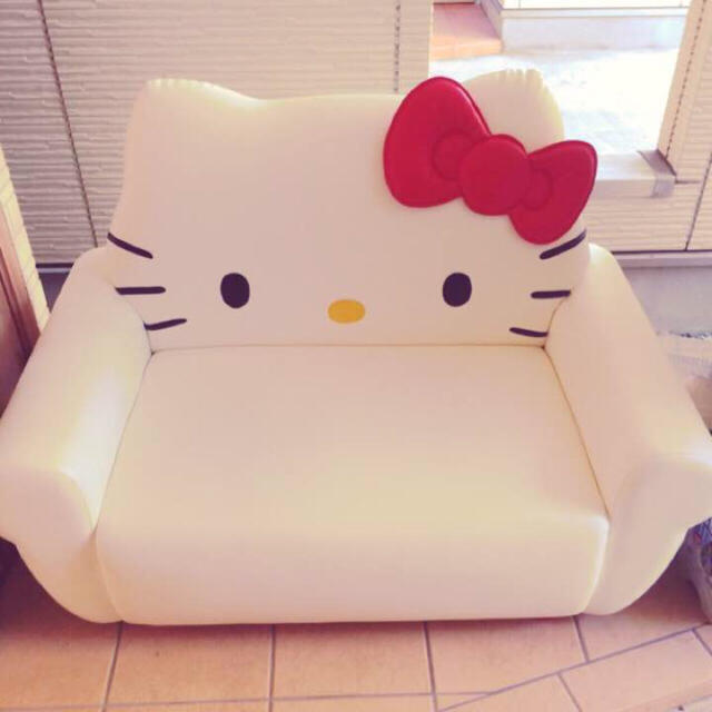 ハローキティ ソファの通販 by ありむー/次回発送8/16からになります