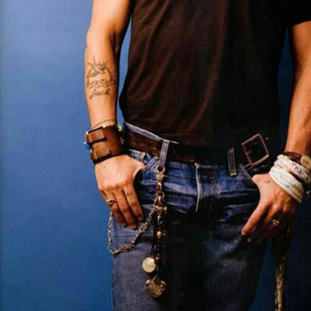 メンズ レザーカフブレスレットの通販 by rose rose 's shop｜ラクマ