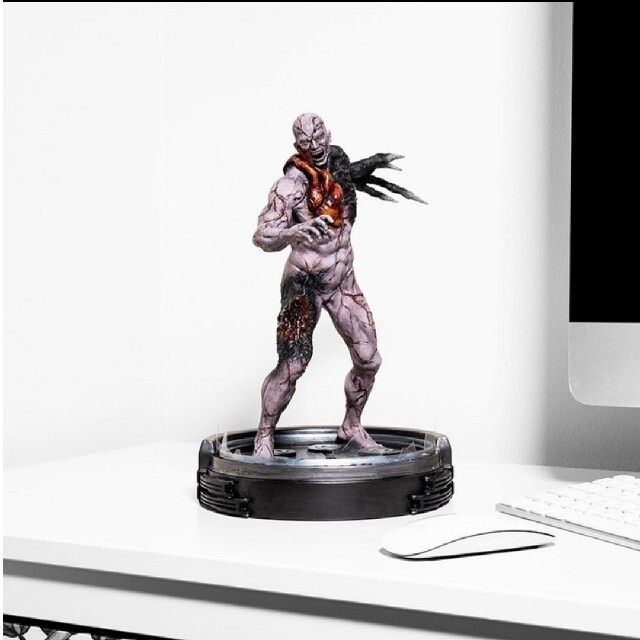 CAPCOM - 「新品」バイオハザード タイラント スタチューの通販 by