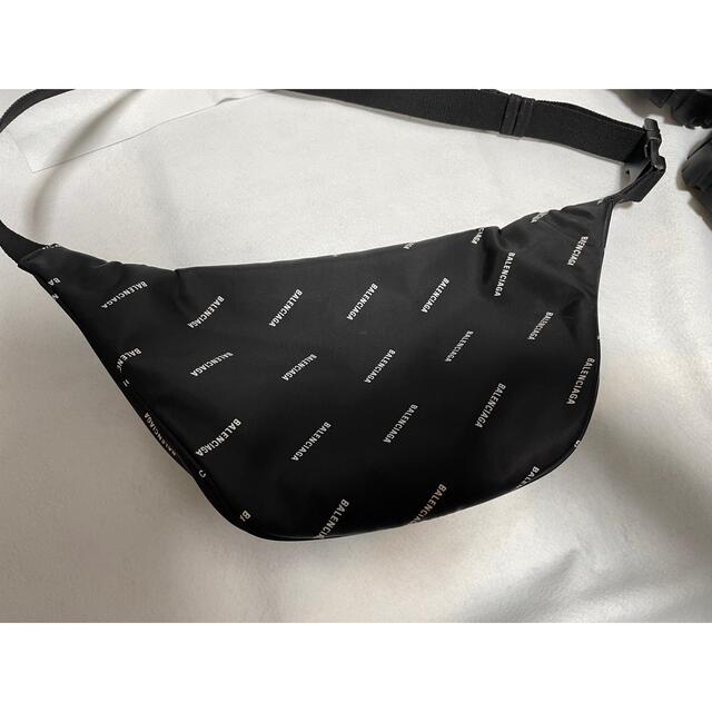 バレンシアガ ボディバッグ ロゴ 総柄 ブラック