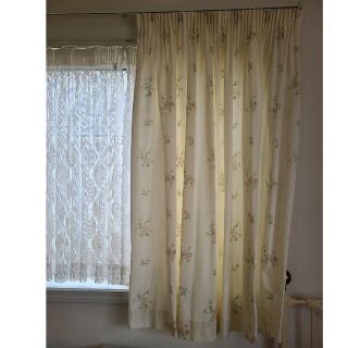 LAURA ASHLEY（カーテン）のフリマアイテム一覧