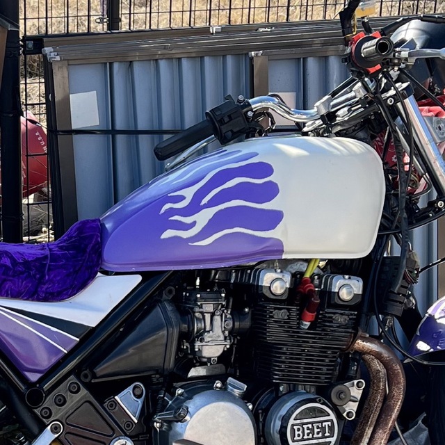 ゼファー400 タンクの通販 by xjr250rr's shop｜ラクマ