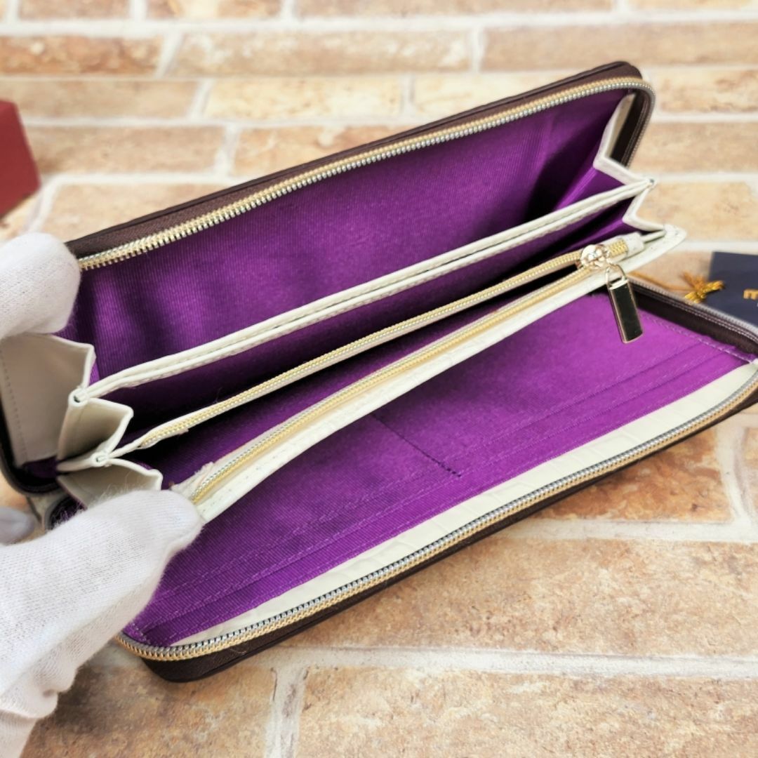 未使用 モーダプリンチペ ☆ クロコ型押し レザー 長財布 ラウンド