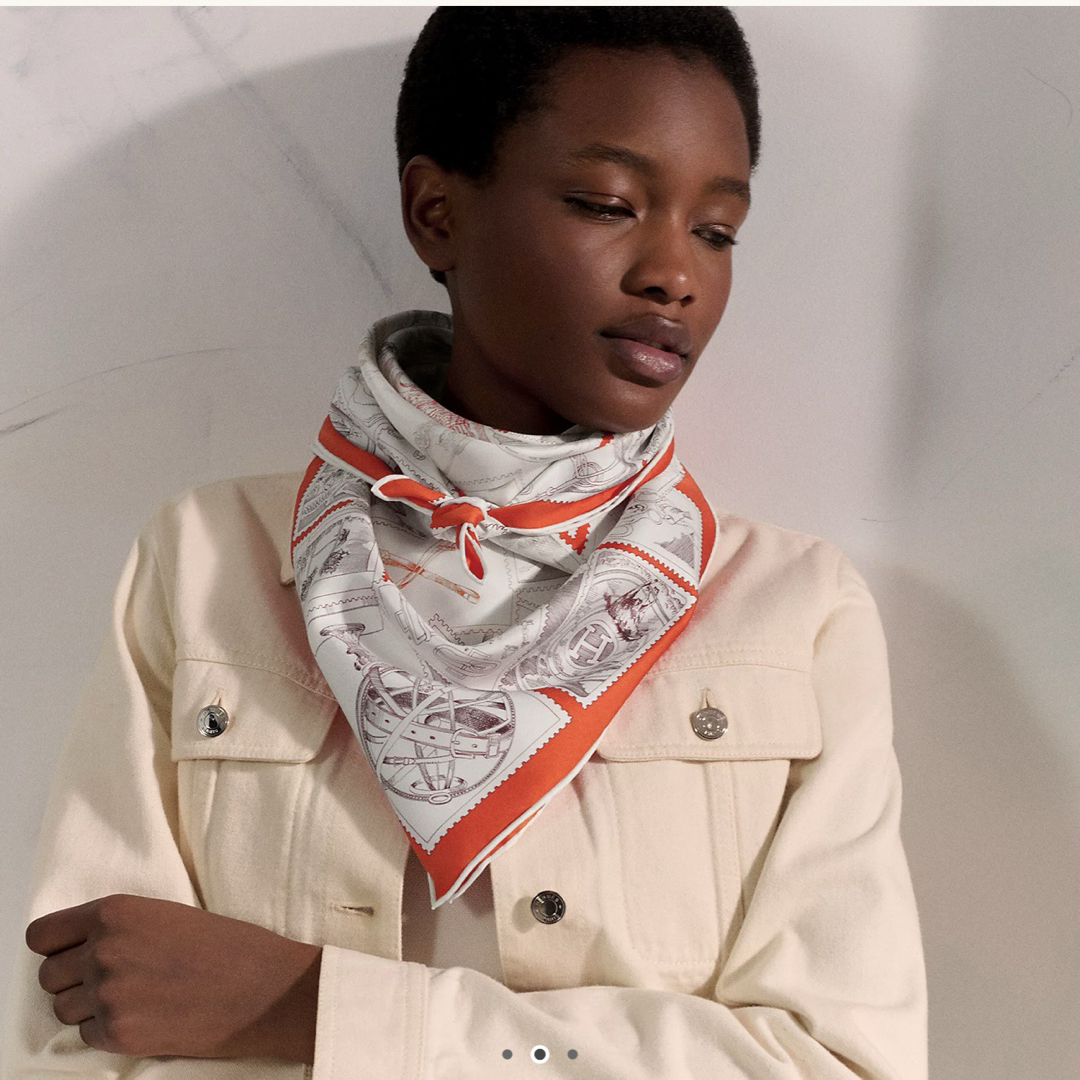 HERMES - 【新品未使用】エルメス カレ 90 《フォーブルの切手愛好家