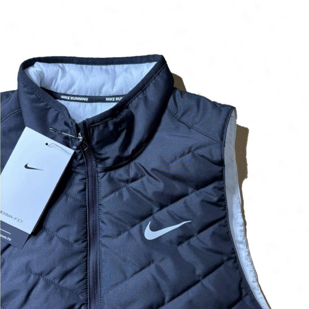 タマ NIKE ウィメンズシンセティックフィルランニングジャケットM美品