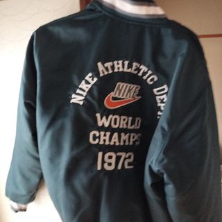 NIKE（スタジャン ・ グリーン・カーキ/緑色系）のフリマアイテム一覧