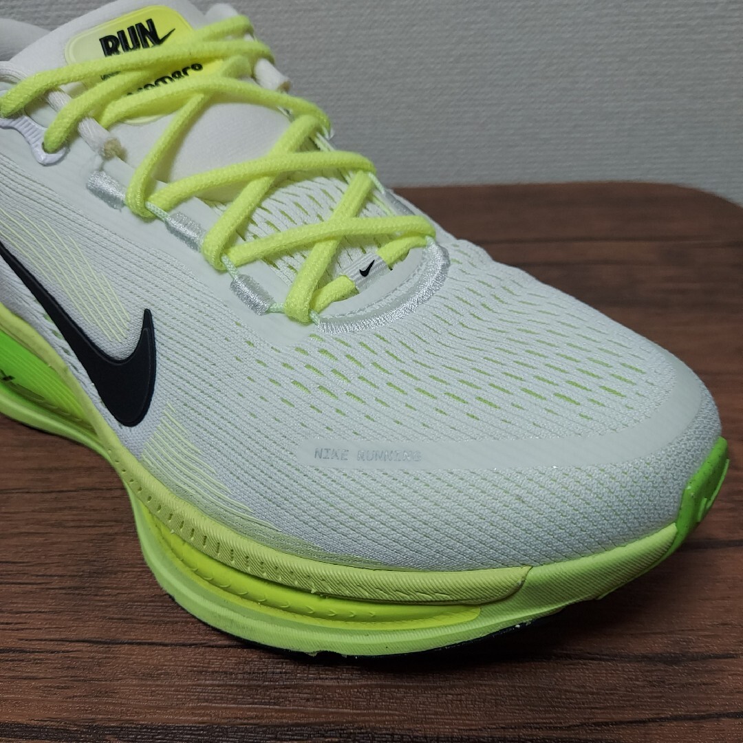 NIKE - NIKE ナイキ ズーム ボメロ 18 ウィメンズ 24cmの通販 by