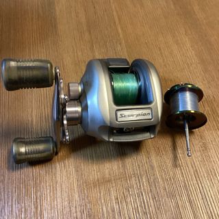 SHIMANO - ぷくたろうさん専用☆19カルカッタコンクエストDC100HG 右