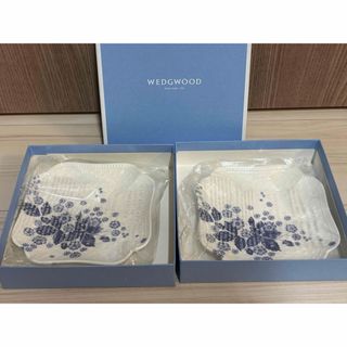 WEDGWOOD - ウェッジウッド テーブルクロス ワイルドストロベリー 白