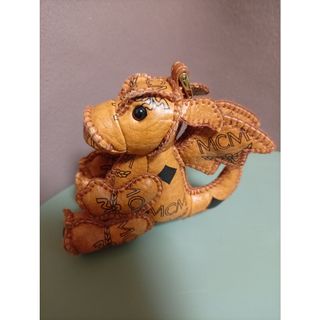 MCM - MCM エム シー エム ヴィセトス柄 ロゴ エンジェル ベア くま