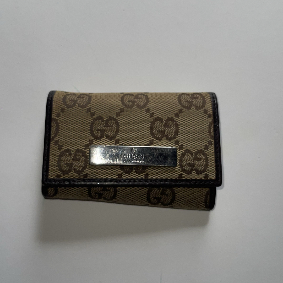 GUCCI - GUCCI GGキャンバス 6連キーケース ブラウンの通販 by タコス