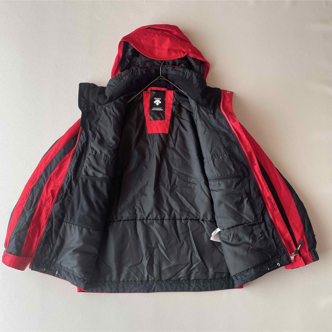 5490【美品】デサント スキーウェア メンズ 上下セット 中綿入り 赤 黒