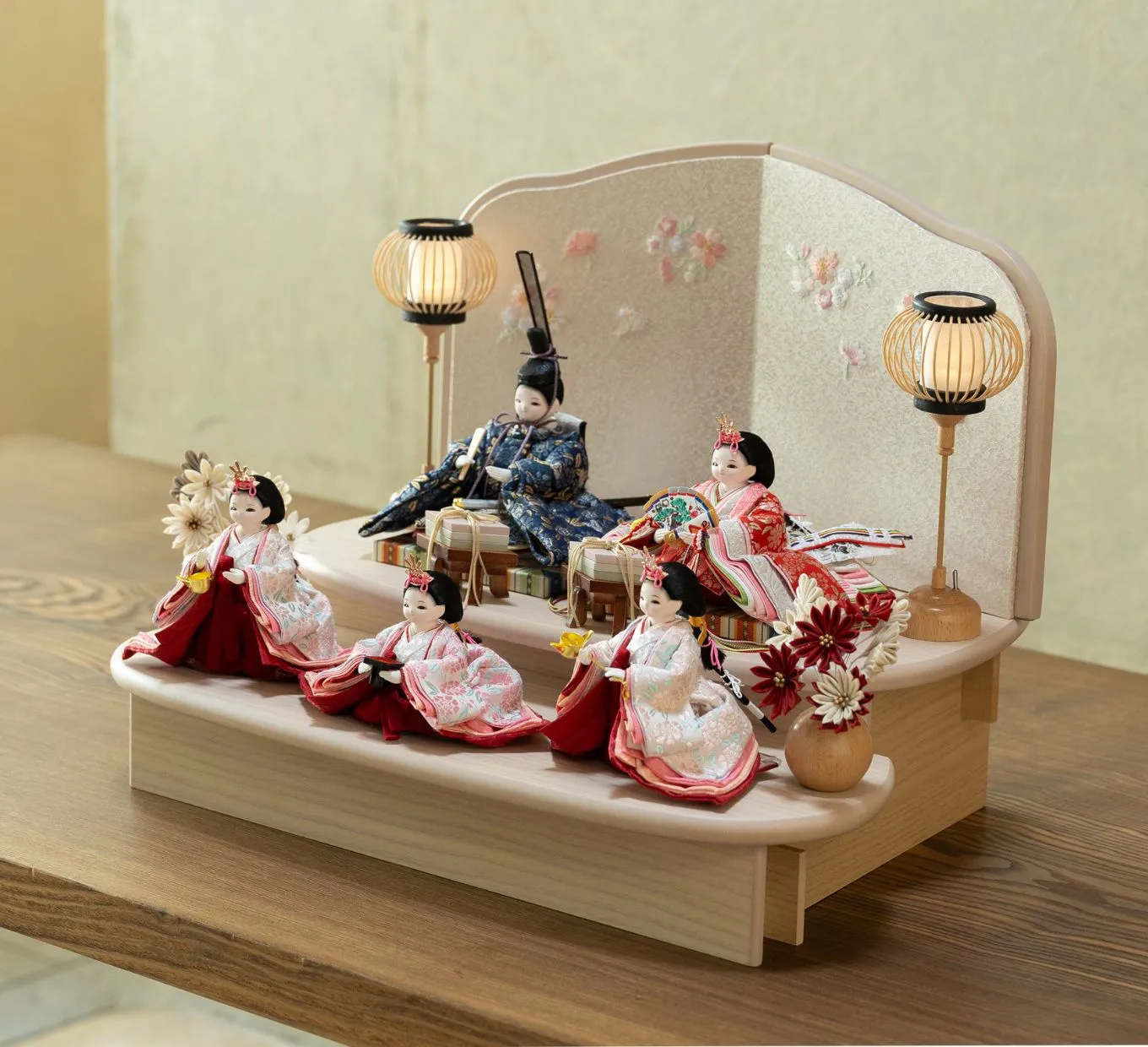 雛人形「れいれい 衣装着・八重桜・紅色」｜雛人形の通販 ふらここ