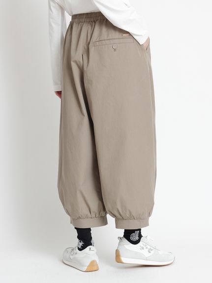 コットンポリエステルツイルバイオ加工ボリュームパンツ（ワイドパンツ