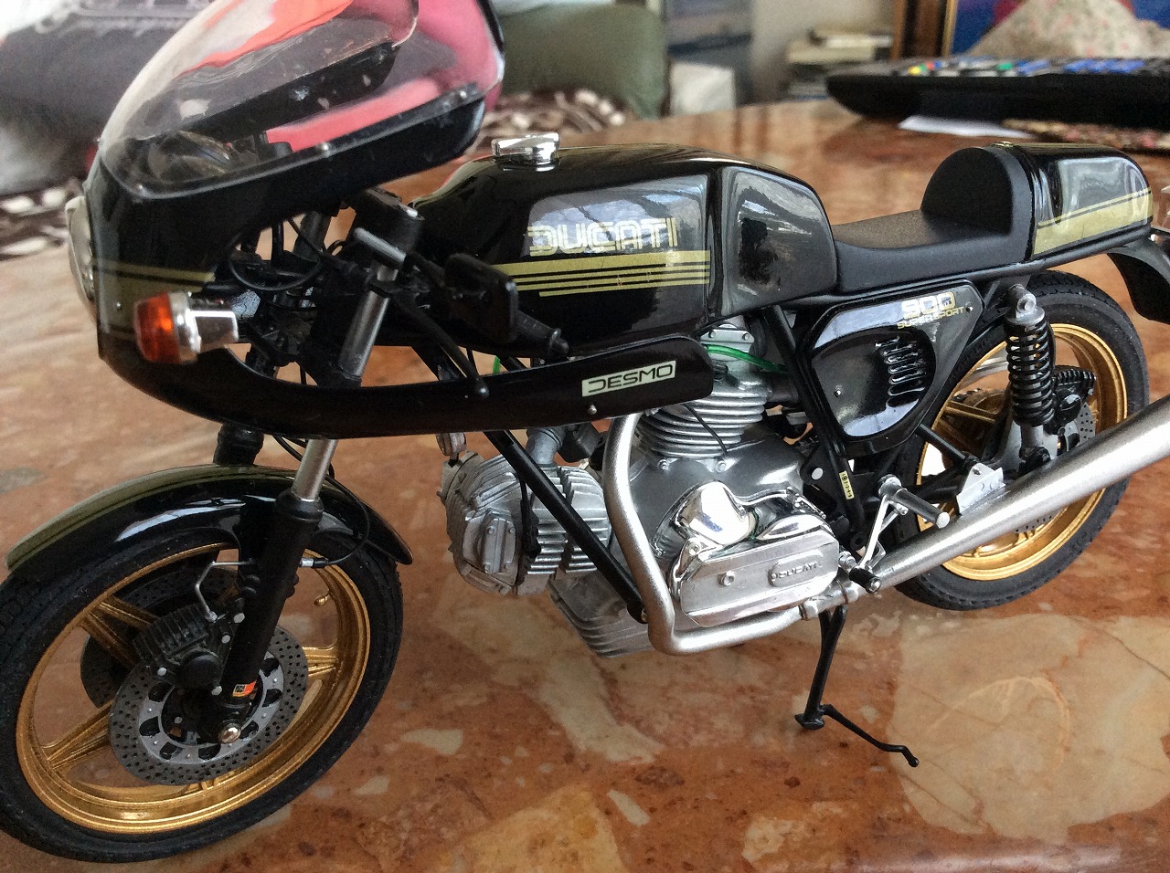 タミヤ1/12 ドゥカティ900SS｜バイク・MOTO｜プラモデル・模型投稿サイト