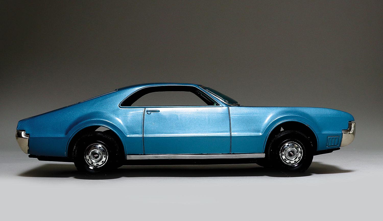 昭和 レトロ オールズモビルトロネード アサヒ玩具 ブリキ アサヒ玩具