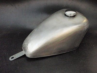 Webike | 部品屋K&W ロウマウントスポーツスタータンク スティード400