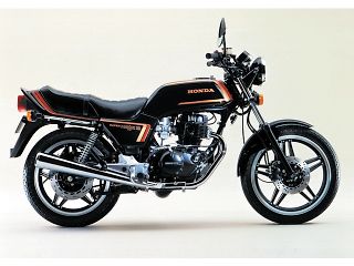 ホンダ スーパーホークIII CB400Dの主要諸元・スペック等の車種情報