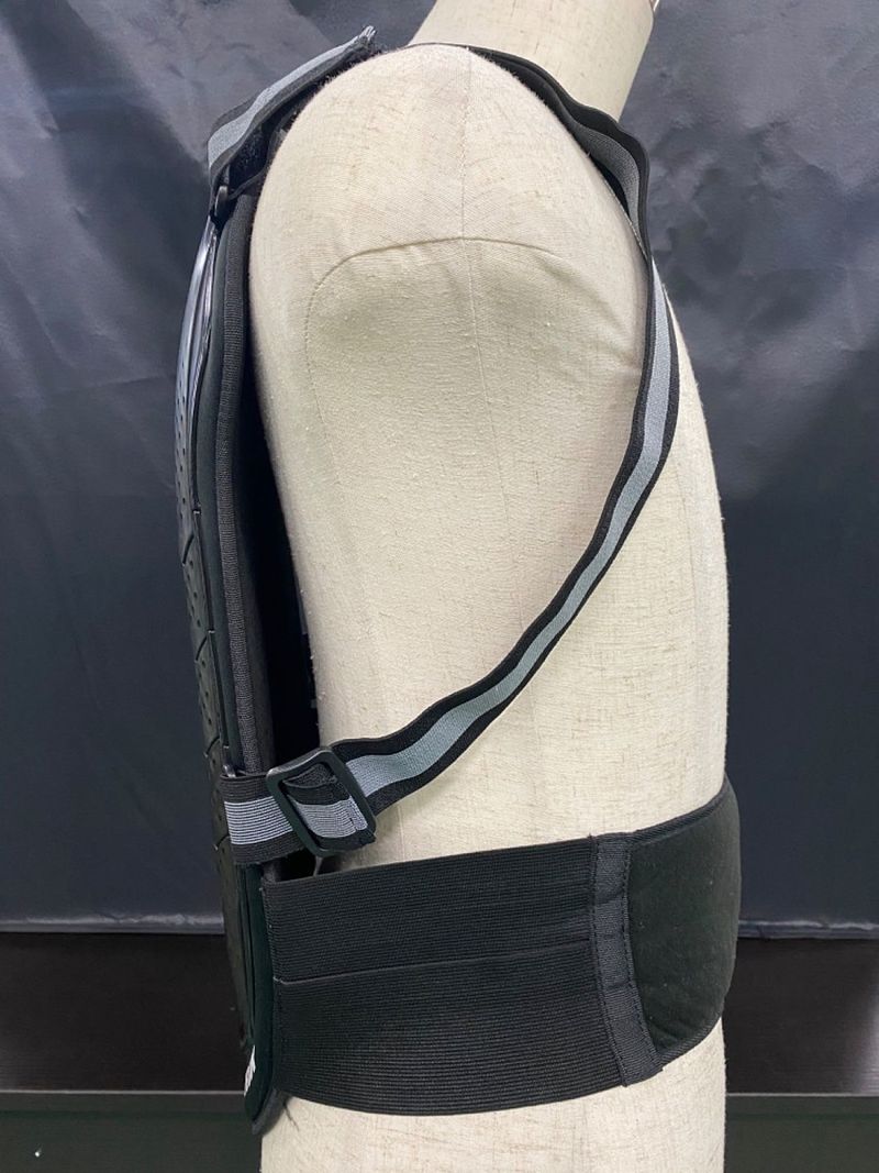 F-112015 BERIK ベリック バックプロテクター BLACK Sサイズ 1~ OFF