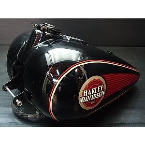 ハーレーダビッドソン純正中古パーツガソリンタンクの出品中の商品