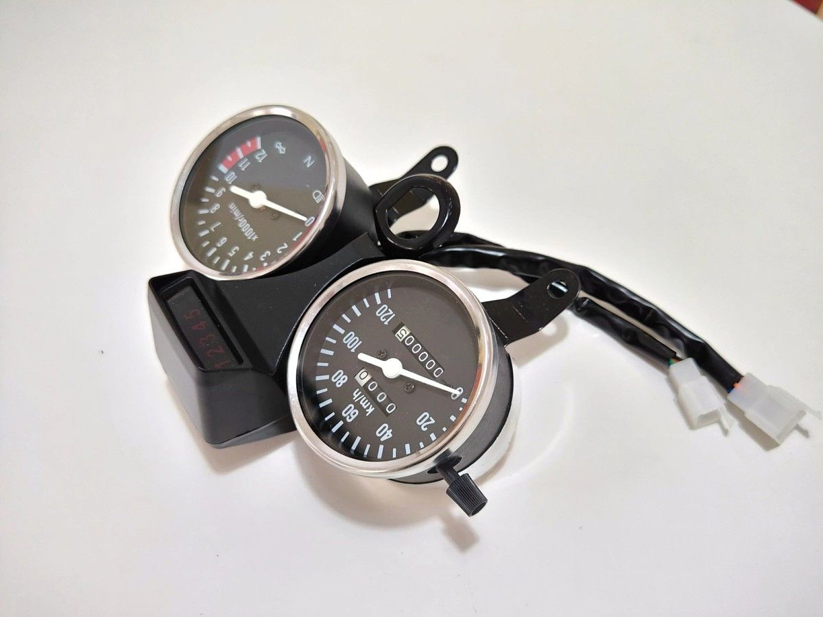 ウェビックガレージセール | 新品 GN125 スピードメーター & タコ