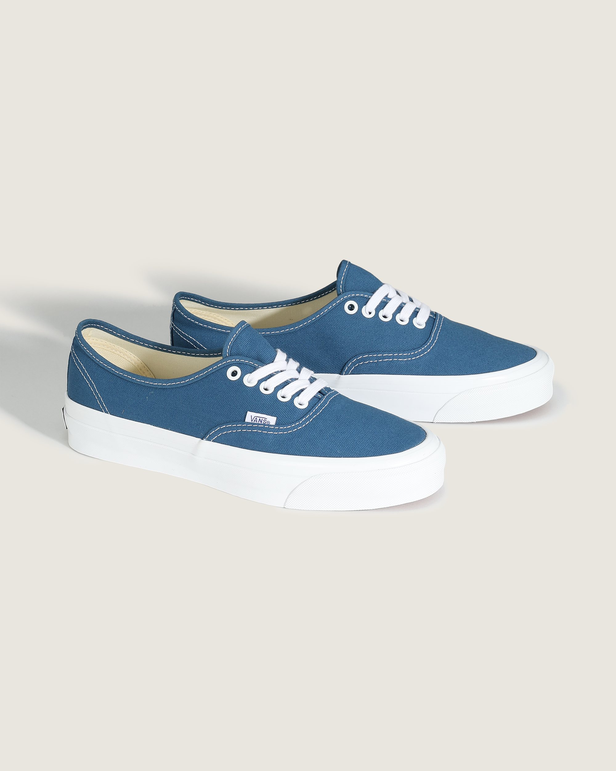 PREMIUM オーセンティック| VANS（ヴァンズ）公式ストア