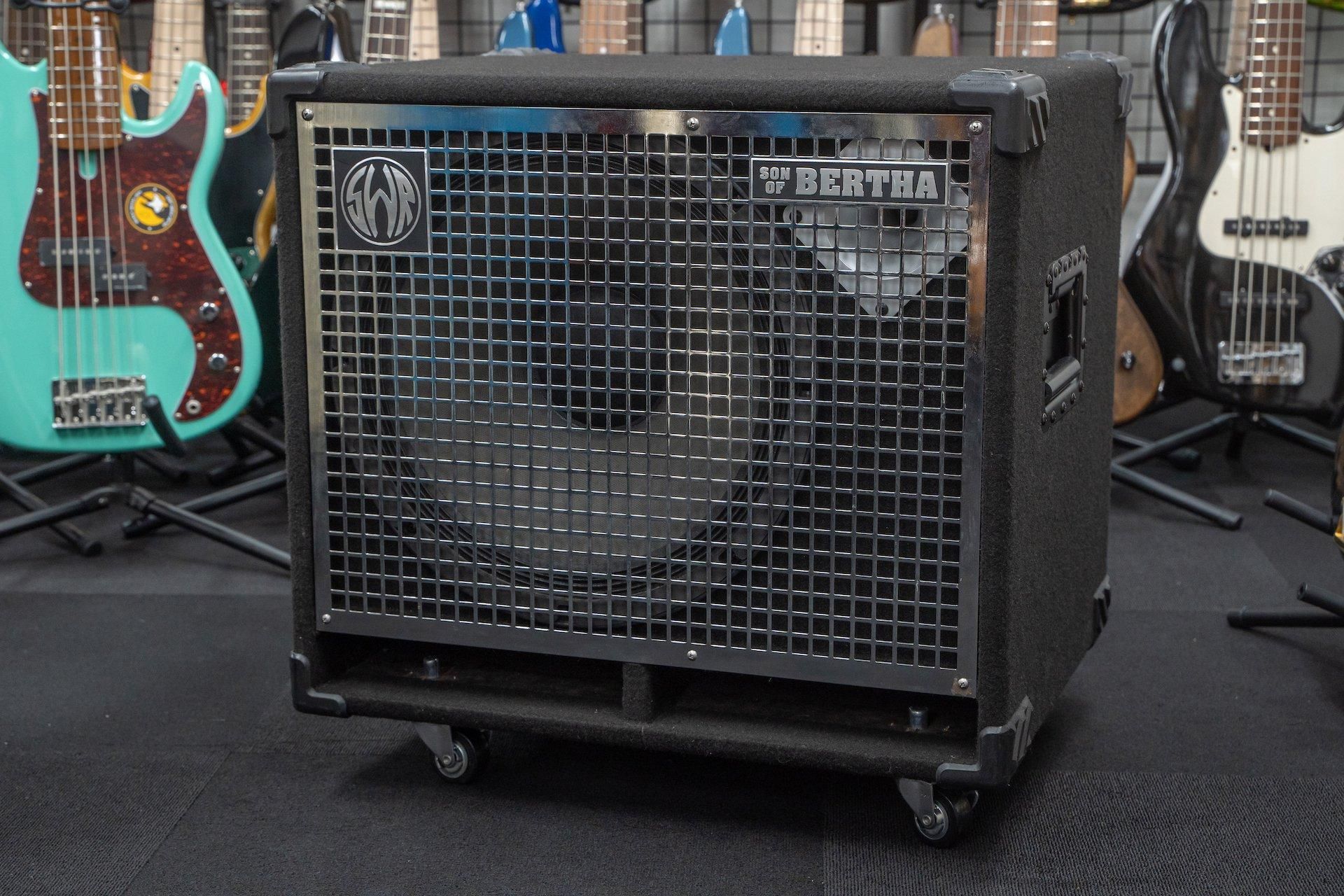used】SWR / Son Of Bertha Bass Amp Cabinet 8Ω 350W【GIB横浜