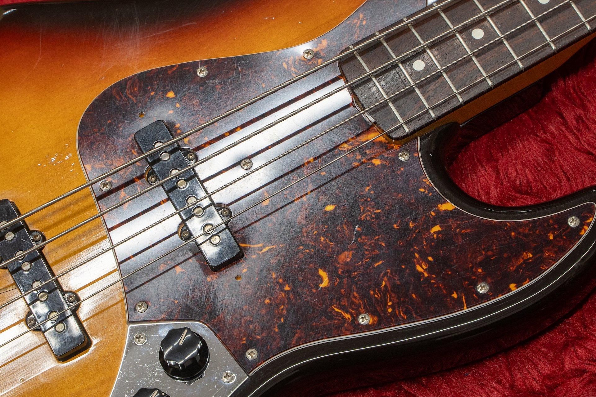 used】Squier by Fender / Jazz Bass 1983 3.995kg #JV79421【委託品