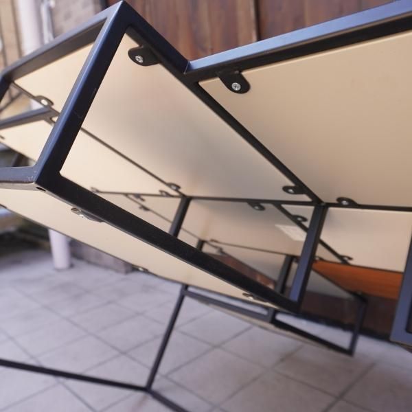 値下げ/FUJIEI (藤栄)のKORND (コーンド)リビングテーブルです！色や形