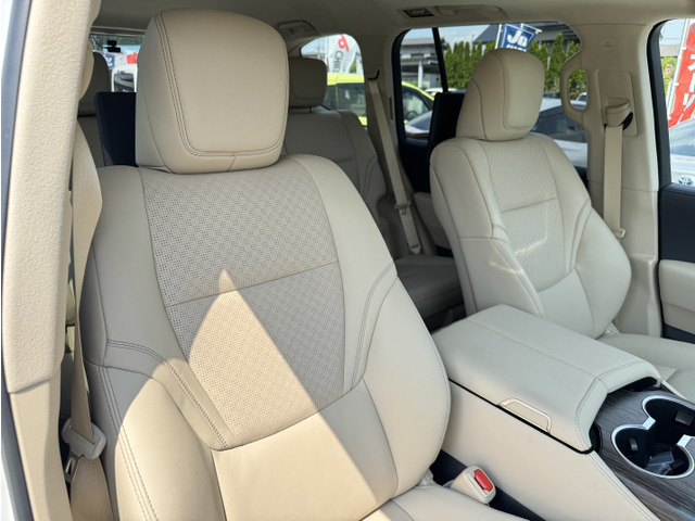 トヨタ ランドクルーザー300 3.5 ZX 4WD プレシャスホワイトパール の