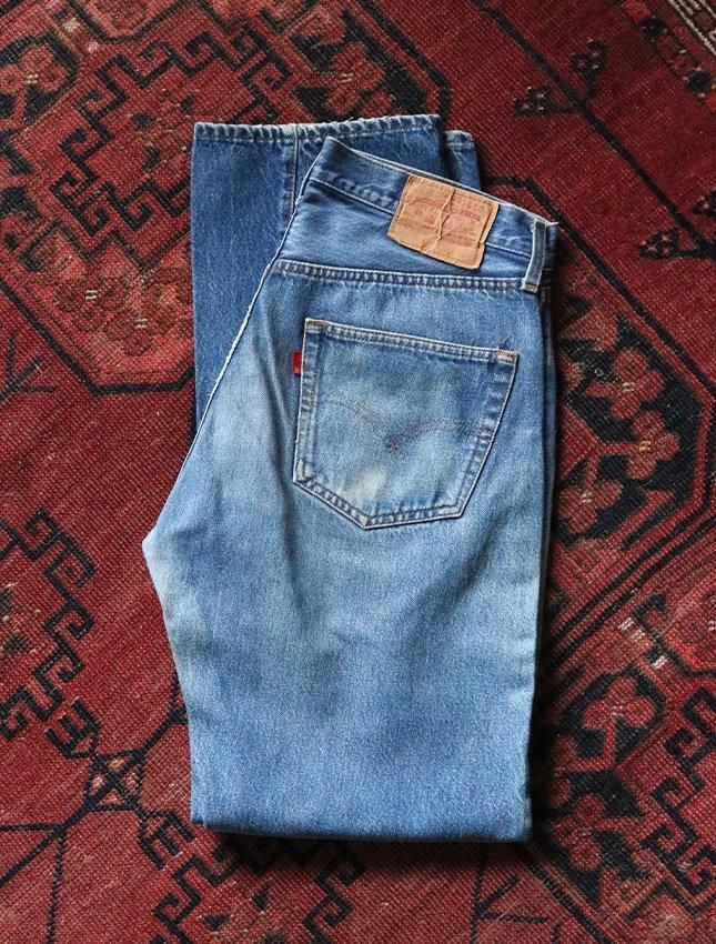 80s LEVIS 501 RED LINE | SIZE W33 - MATIN, VINTAGE OUTFITTERS
