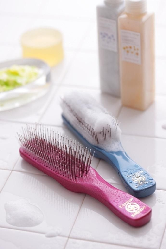 NEWスカルプブラシ - サンワイ商事