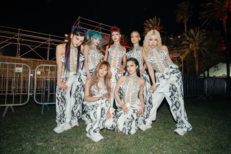 オフィシャルレポ】XG、初出演〈コーチェラ2025〉で堂々パフォーマンス