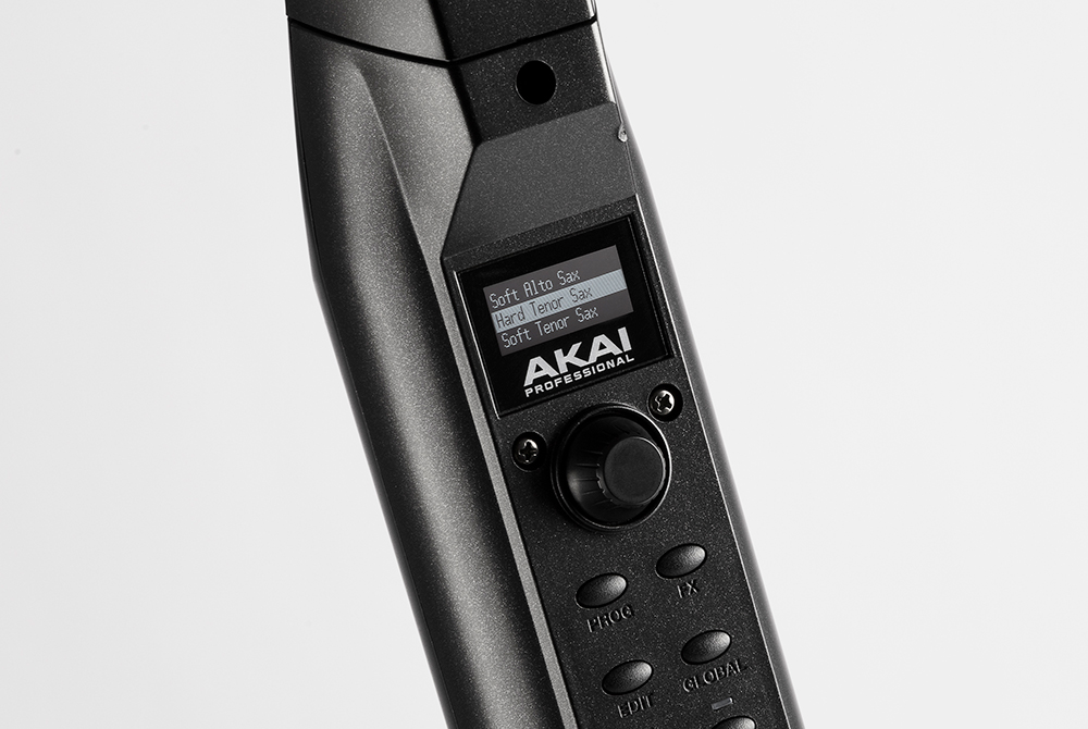 AKAI EWI Solo / Special Edition White| 200種もの音色を搭載した