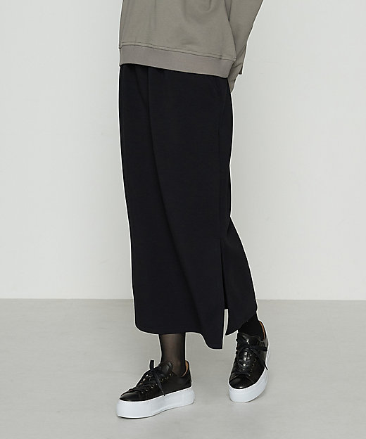 ストレッチダンボール タイトスカート（7706FM06） | β (Women